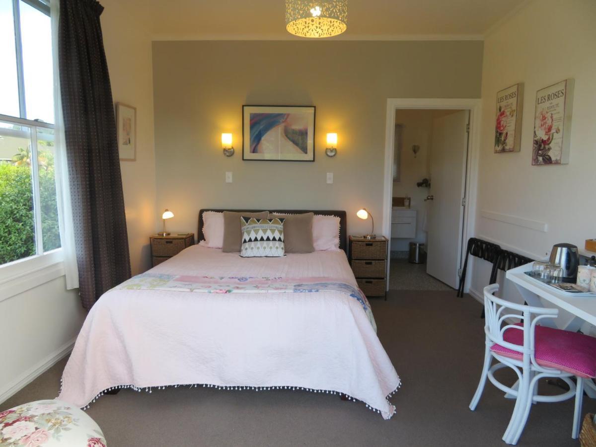 Cotswold Cottage Bed And Breakfast Темс Экстерьер фото